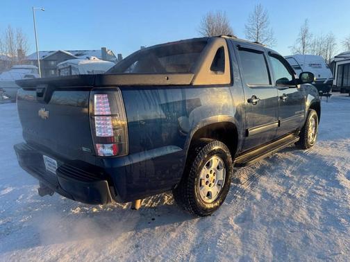2011 Chevrolet Avalanche 1500 LS