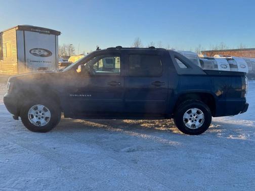 2011 Chevrolet Avalanche 1500 LS