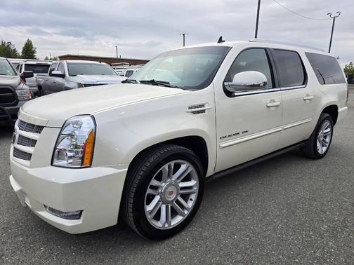 2013 Cadillac Escalade ESV Premium