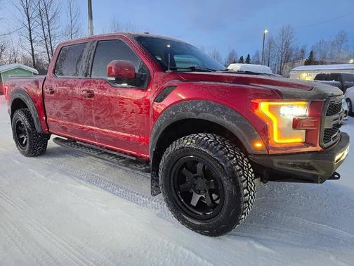 2018 Ford F-150 Raptor 4x4 4dr SuperCrew 5.5 ft. SB