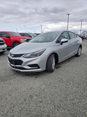 Silver Ice Metallic 2016 Chevrolet Cruze LT Auto