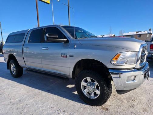 2012 RAM 2500 SLT 4x4 4dr Crew Cab 6.3 ft. SB Pickup