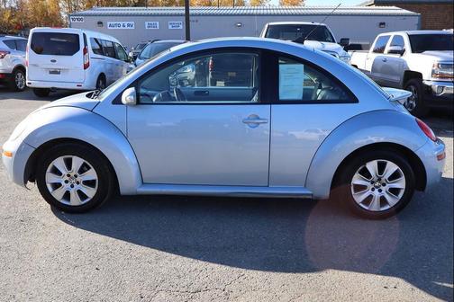 2010 Volkswagen New Beetle 2.5L