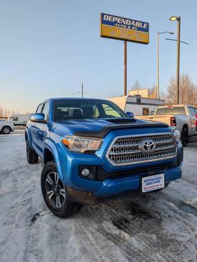2017 Toyota Tacoma TRD Sport