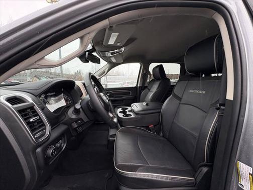 2024 RAM 2500 Laramie 4x4 4dr Crew Cab 6.3 ft. SB Pickup