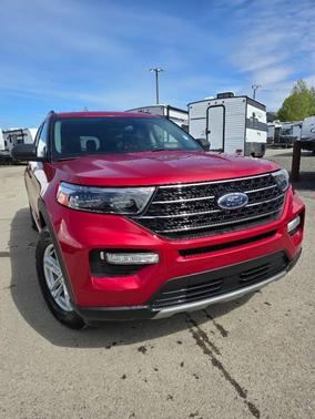 Rapid Red Metallic Tinted Clearcoat 2021 Ford Explorer XLT AWD 4dr SUV