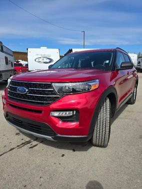 Rapid Red Metallic Tinted Clearcoat 2021 Ford Explorer XLT AWD 4dr SUV