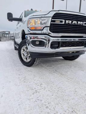 2021 RAM 2500 Big Horn 4x4 4dr Crew Cab 6.3 ft. SB Pickup