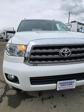 Super White 2013 Toyota Sequoia SR5