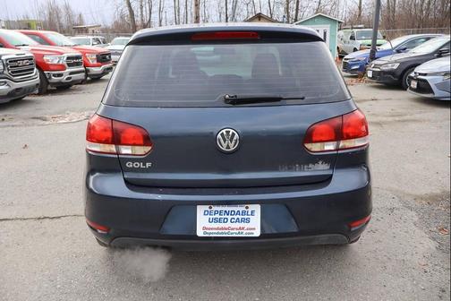 2010 Volkswagen Golf 2-Door