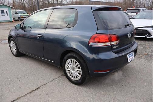 2010 Volkswagen Golf 2-Door