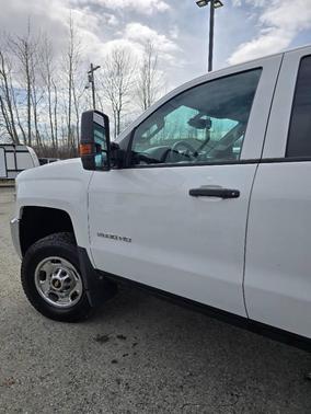 Summit White 2019 Chevrolet Silverado 2500 WT