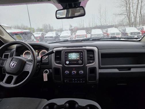 2014 RAM 2500 Tradesman 4x4 4dr Crew Cab 8 ft. LB Pickup