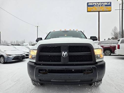 2014 RAM 2500 Tradesman 4x4 4dr Crew Cab 8 ft. LB Pickup