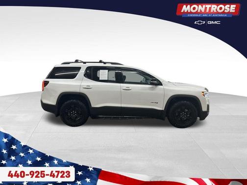 2022 GMC Acadia AT4