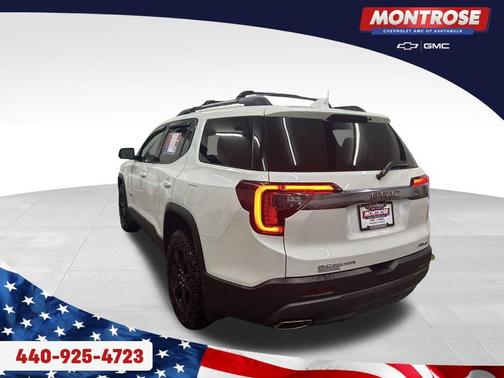 2022 GMC Acadia AT4