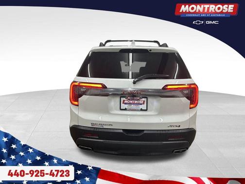 2022 GMC Acadia AT4