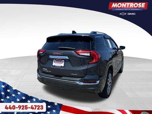 Hunter Green 2022 GMC Terrain Denali