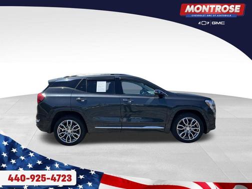 Hunter Green 2022 GMC Terrain Denali