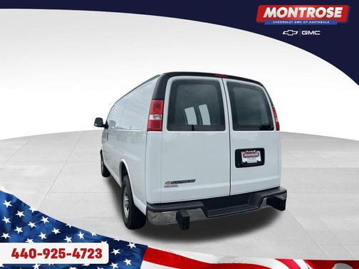 Summit White 2024 Chevrolet Express 2500 Work Van