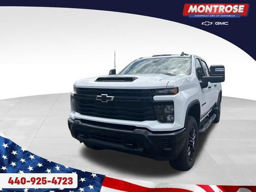 Summit White 2025 Chevrolet Silverado 2500 Custom