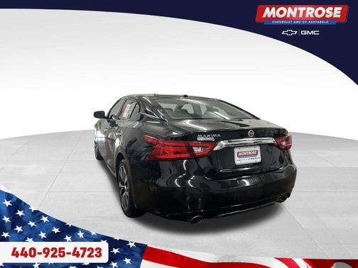 Black 2016 Nissan Maxima 3.5 S