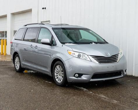 2013 Toyota Sienna XLE