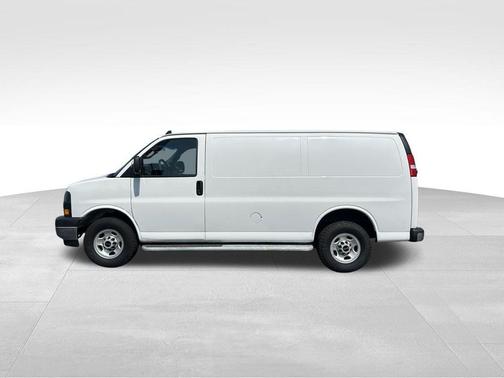 2023 GMC Savana 2500 Work Van