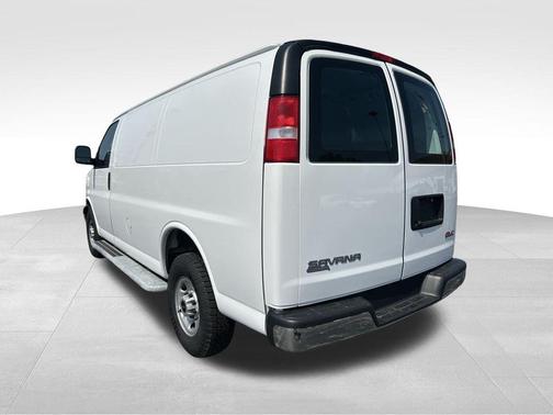 2023 GMC Savana 2500 Work Van