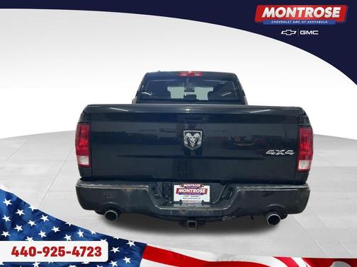 Brilliant Black Crystal Pearlcoat 2017 RAM 1500 Express