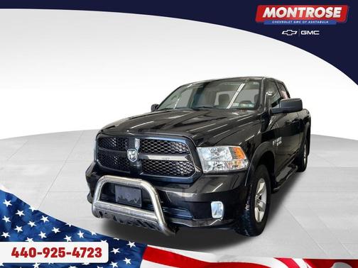 Brilliant Black Crystal Pearlcoat 2017 RAM 1500 Express