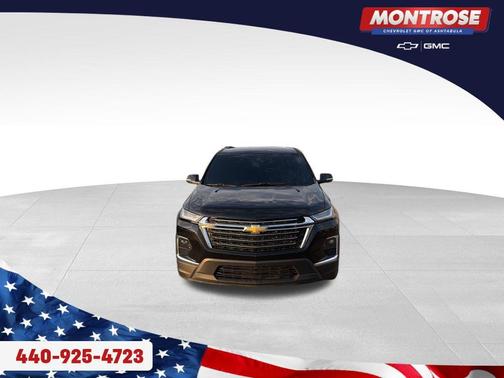 Black Metallic 2023 Chevrolet Traverse LT Cloth