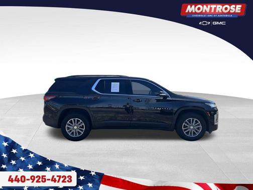 Black Metallic 2023 Chevrolet Traverse LT Cloth