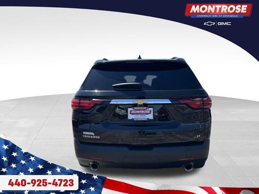 Black Metallic 2023 Chevrolet Traverse LT Cloth