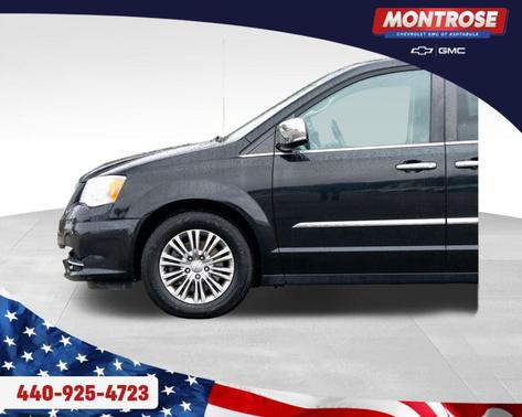 2012 Chrysler Town & Country Touring