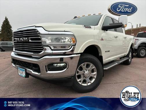 2022 RAM 3500 Laramie Crew Cab 4x4 6'4' Box