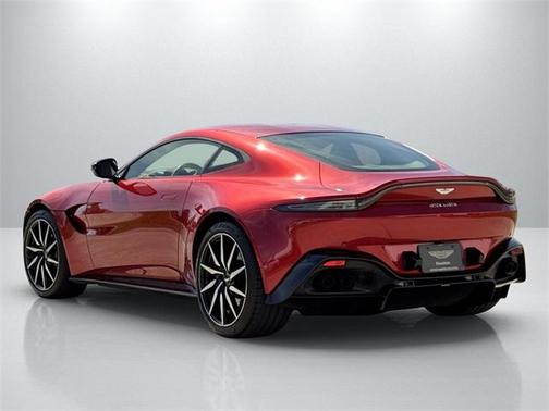 2020 Aston Martin Vantage Base