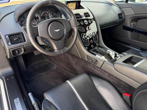 2016 Aston Martin Vantage GT Base