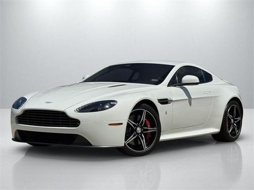 2016 Aston Martin Vantage GT Base