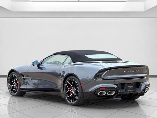 2026 Aston Martin Vanquish Volante