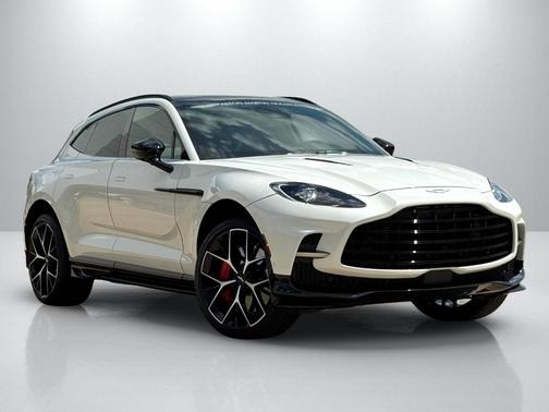 2025 Aston Martin DBX 707