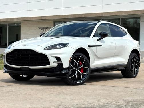 2025 Aston Martin DBX 707
