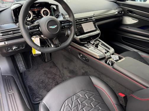 2025 Aston Martin Vanquish Base
