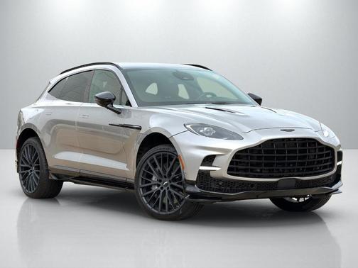 2025 Aston Martin DBX 707