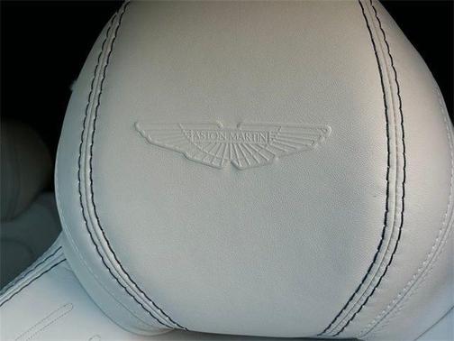 2022 Aston Martin DBX Base