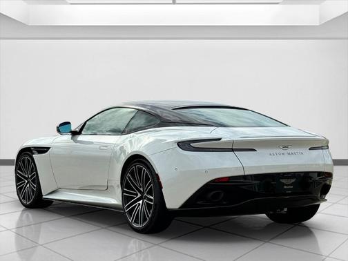 2024 Aston Martin DB12 Base