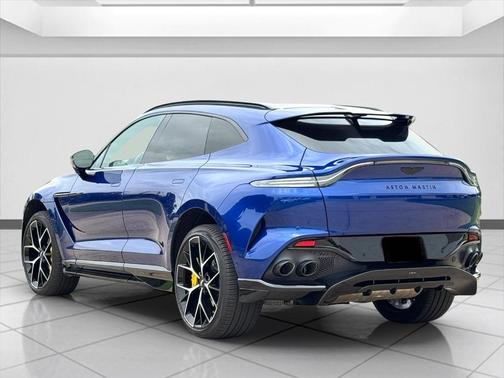 2025 Aston Martin DBX 707