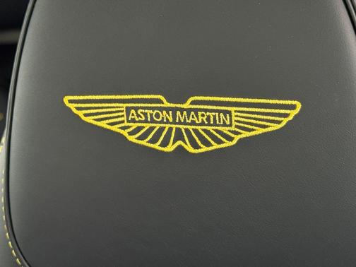 2025 Aston Martin DBX 707