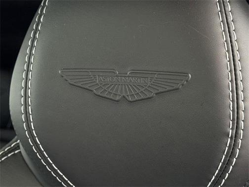 2021 Aston Martin DBX Base