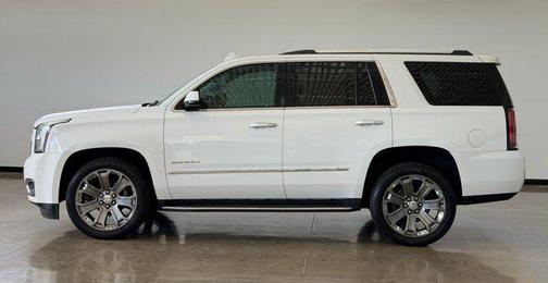 White 2016 GMC Yukon Denali